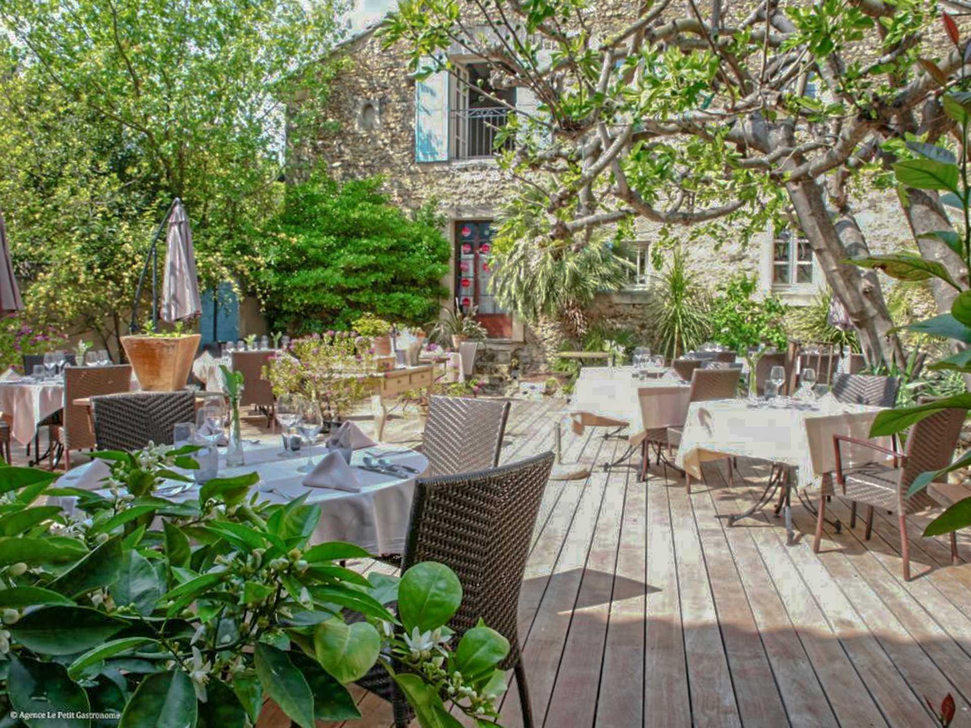 房子 在 Saint-Remy-de-Provence, Provence-Alpes-Cote d'Azur 10021182