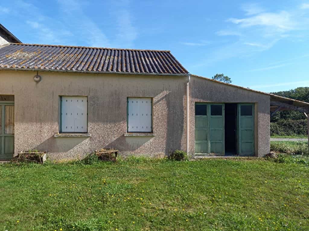 Hus i Lanrelas, Bretagne 10021840
