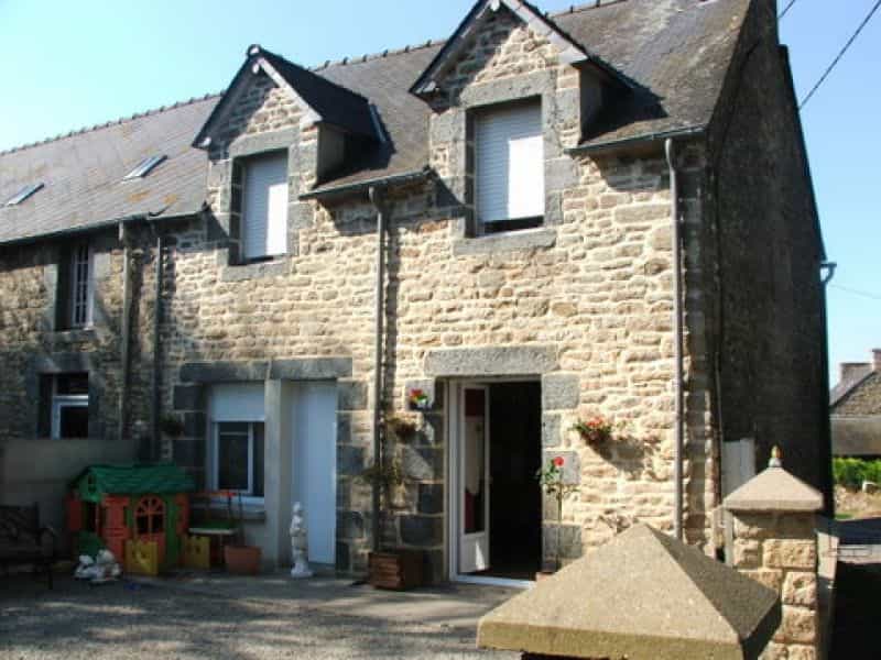 House in Saint-Goueno, Bretagne 10021879
