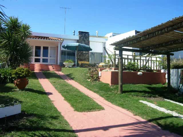 Condominium in El Chorro, Maldonado 10022340