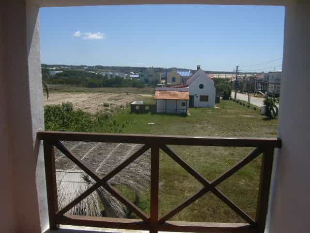Condominium in Punta del Este,  10022361