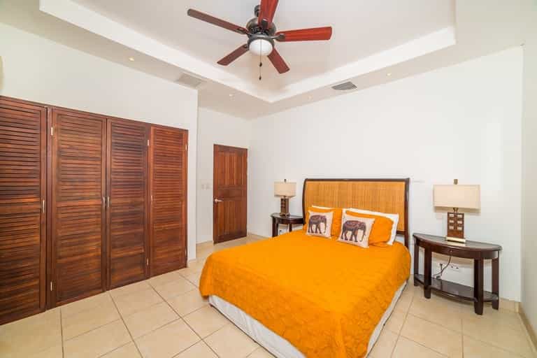 公寓 在 Playa Potrero, Guanacaste 10022412