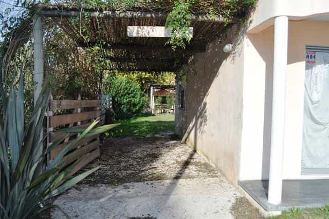 Condominium in Punta del Este,  10022436