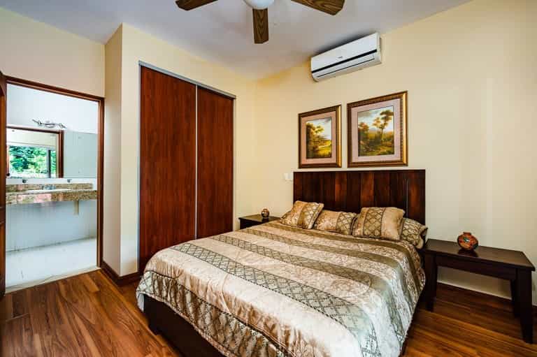 Condominium in Playa Potrero, Guanacaste 10022439