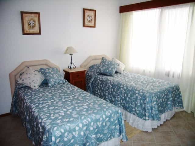 Condominium in Punta del Este,  10022688