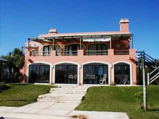 Condominium in Punta del Este,  10022718