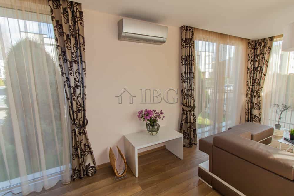 House in Bourgas CIty, Burgas 10022793