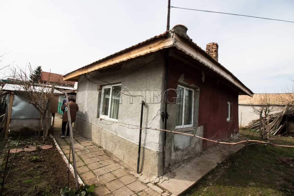 Dom w Sandrowo, Podstęp 10022802