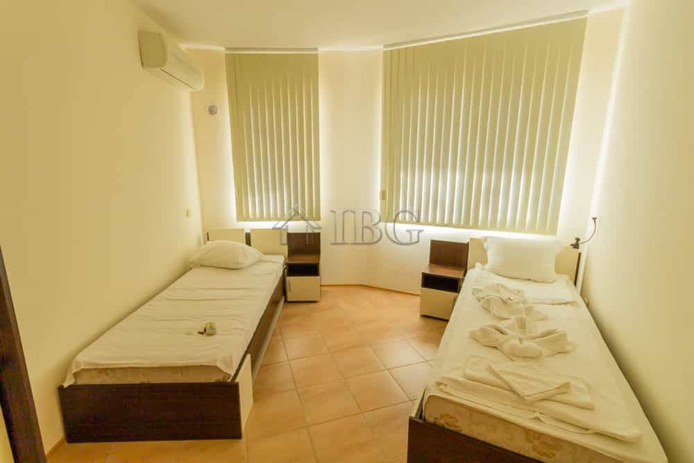 Condominium in Byala, Varna 10022814
