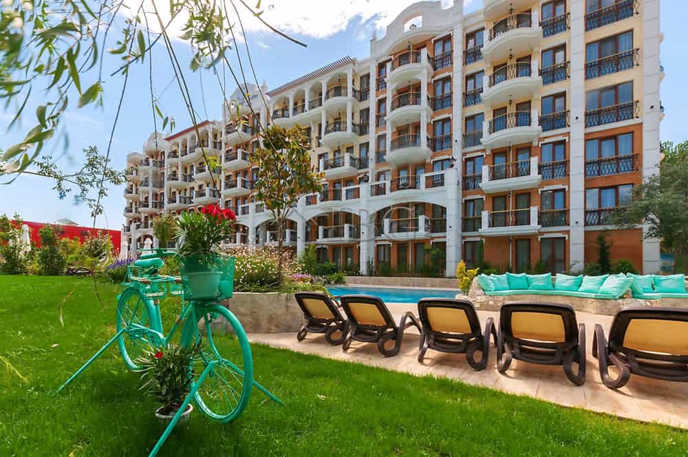 Condominium in Sunny Beach, Burgas 10022868