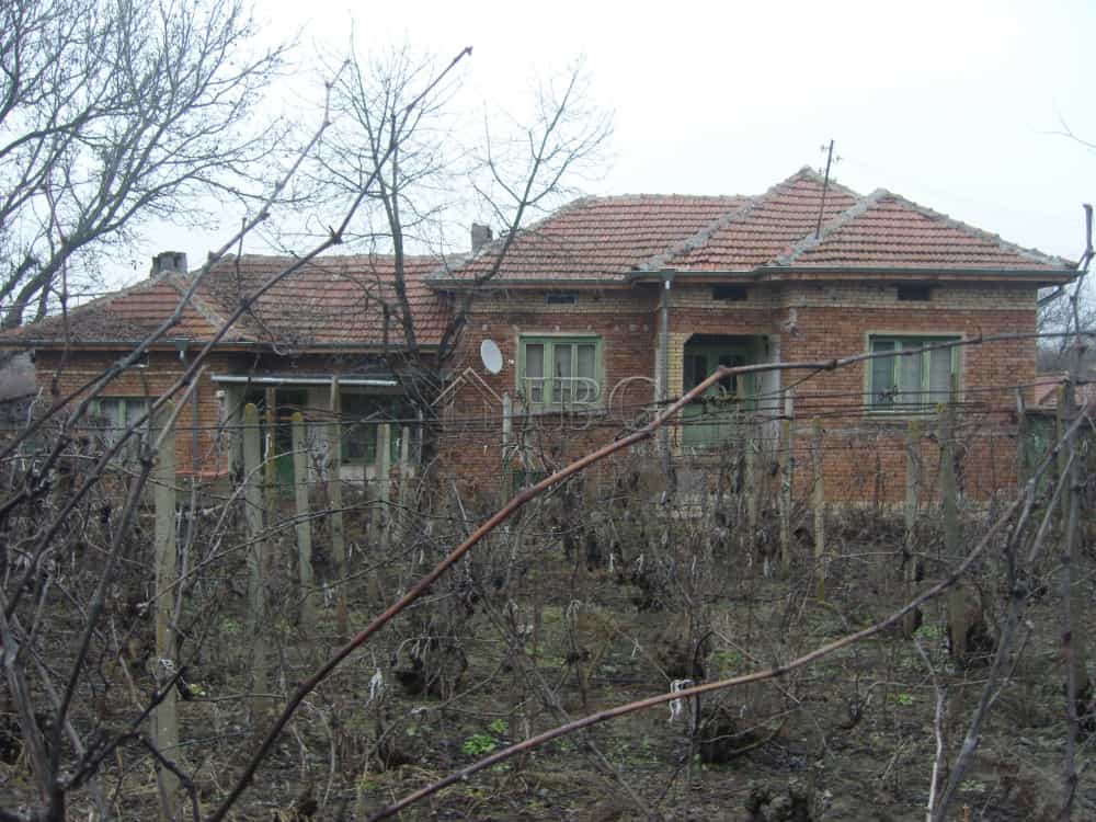 Huis in Polski Trambesj, Veliko Tarnovo 10022881