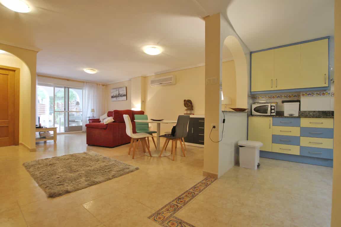 公寓 在 阿杜納斯, 巴倫西亞 10022980