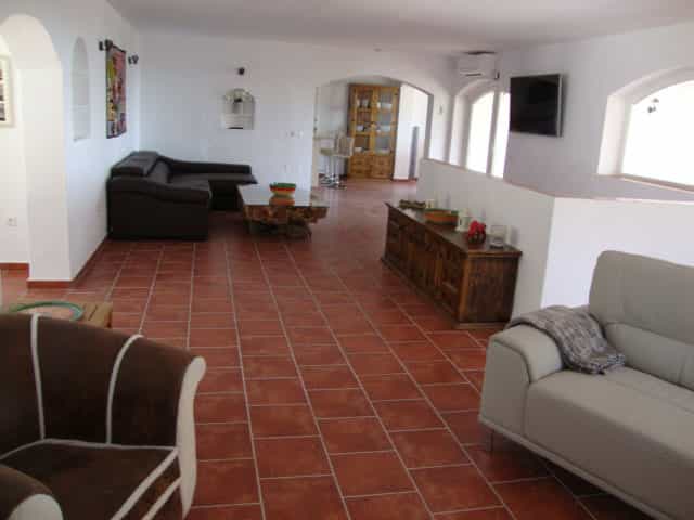 Residential in Mijas Pueblo,  10023041