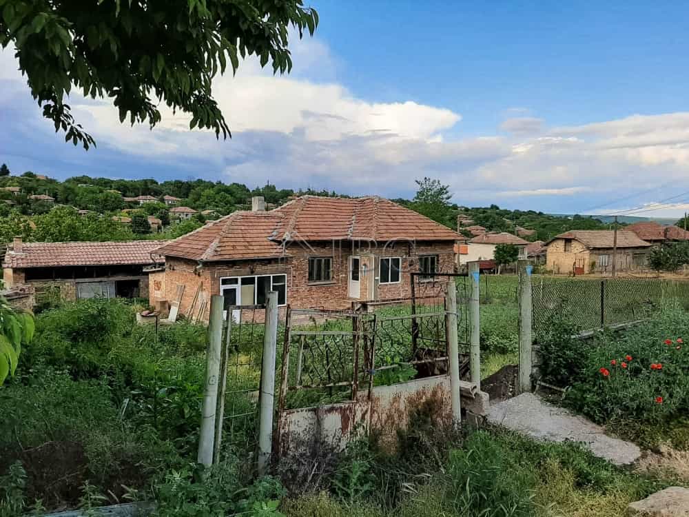 House in Svishtov, Veliko Tarnovo 10023189
