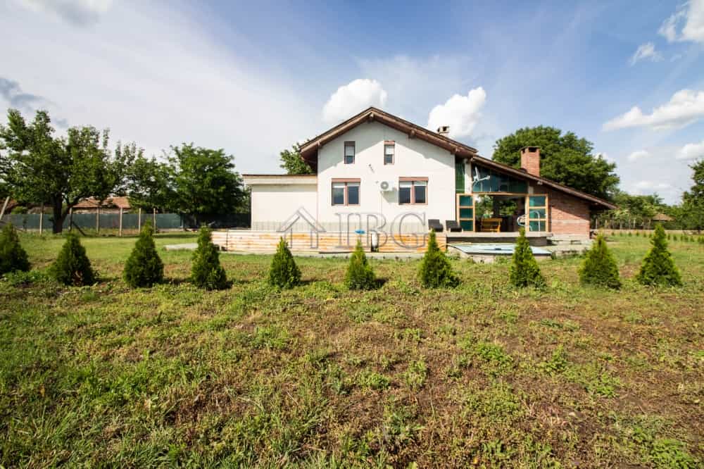 House in Pavlikeni, Veliko Tarnovo 10023198