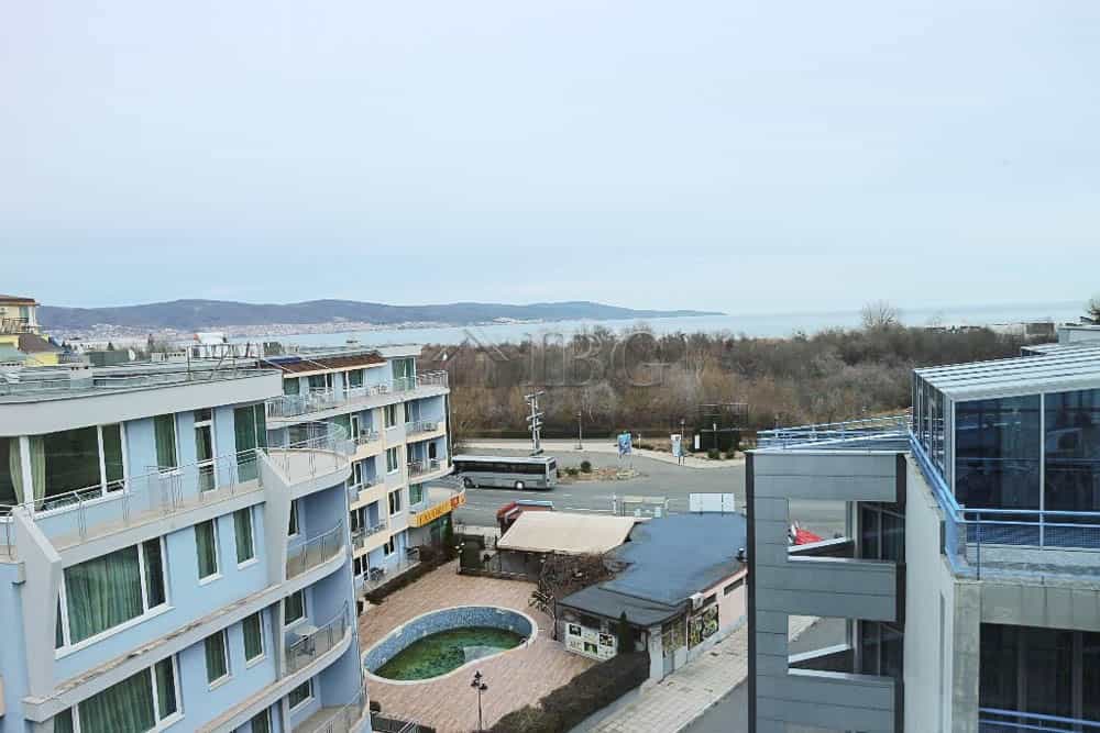 Condominium in Sunny Beach, Burgas 10023273