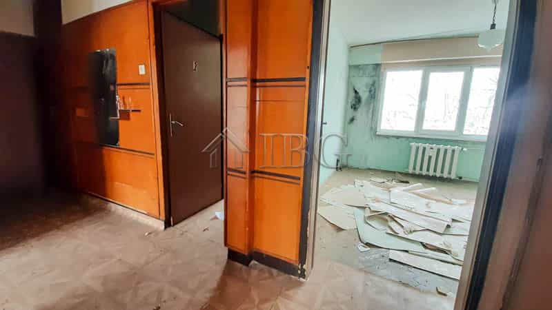 Condominium in Ruse, Ruse 10023333