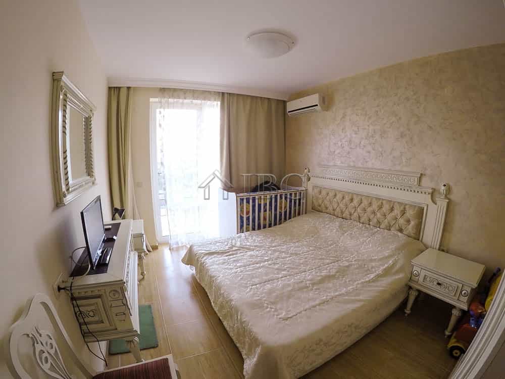 Condominium in SvetI Vlas, Burgas 10023418