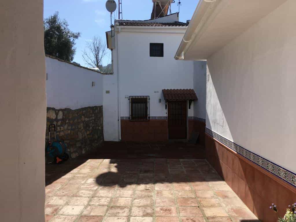 Huis in Villanueva de Tapia, Andalusië 10023502