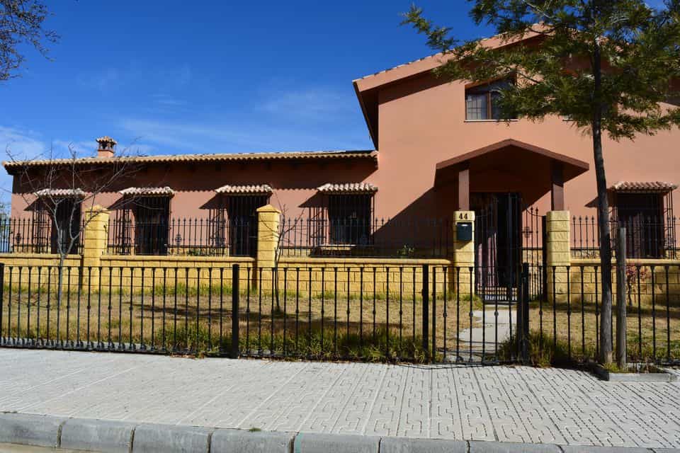 House in Villanueva de Tapia, Granada 10023528