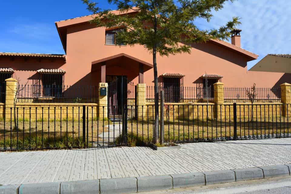 House in Villanueva de Tapia, Andalusia 10023528