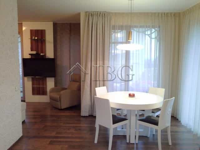 House in Bourgas CIty, Burgas 10023897