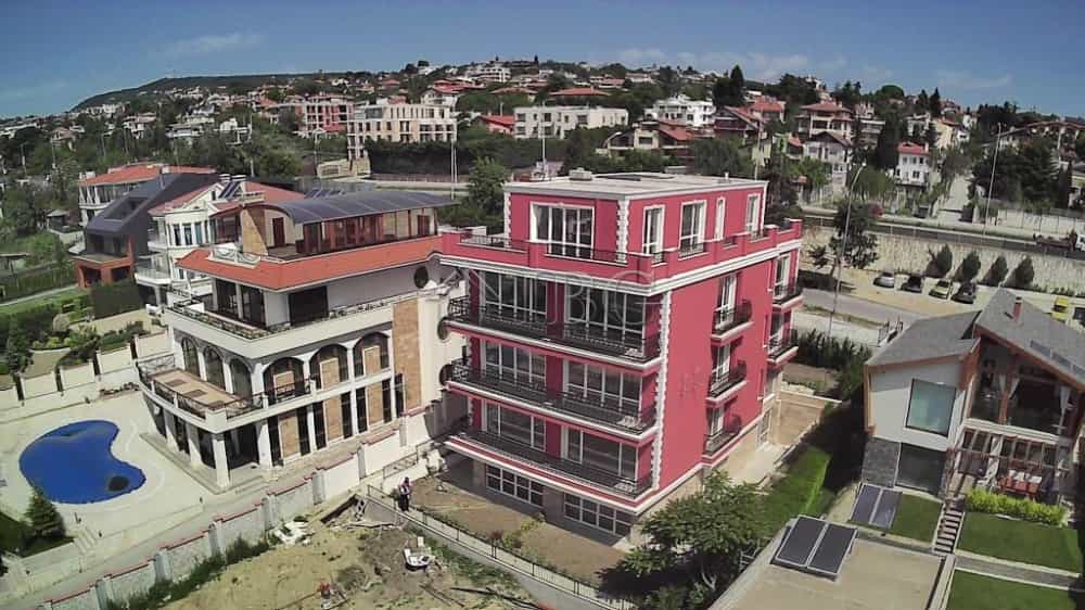 Condominium in Varna, Varna 10023911