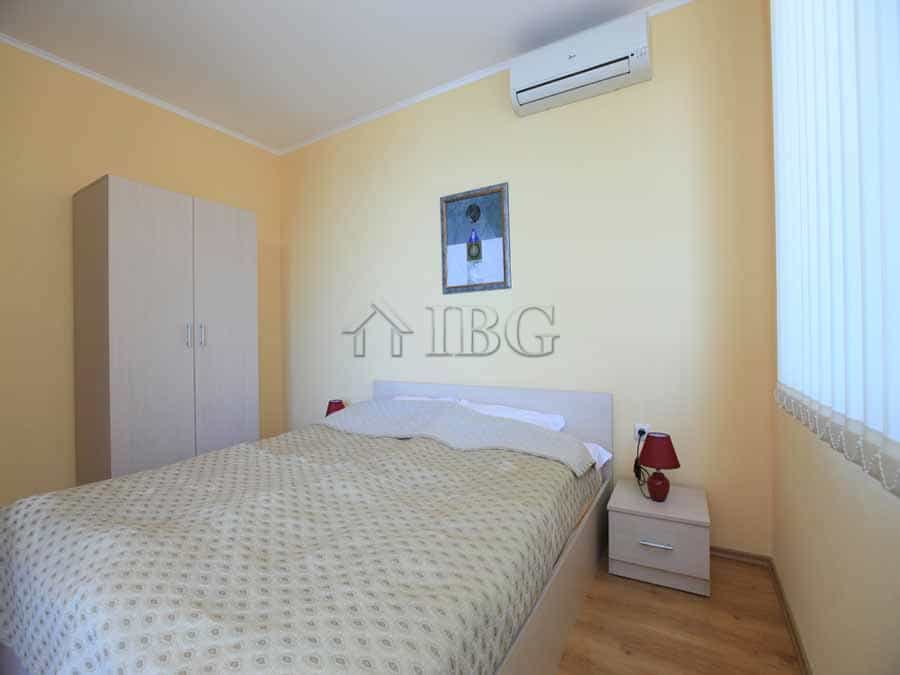 Condominium dans Biala, Varna 10023947
