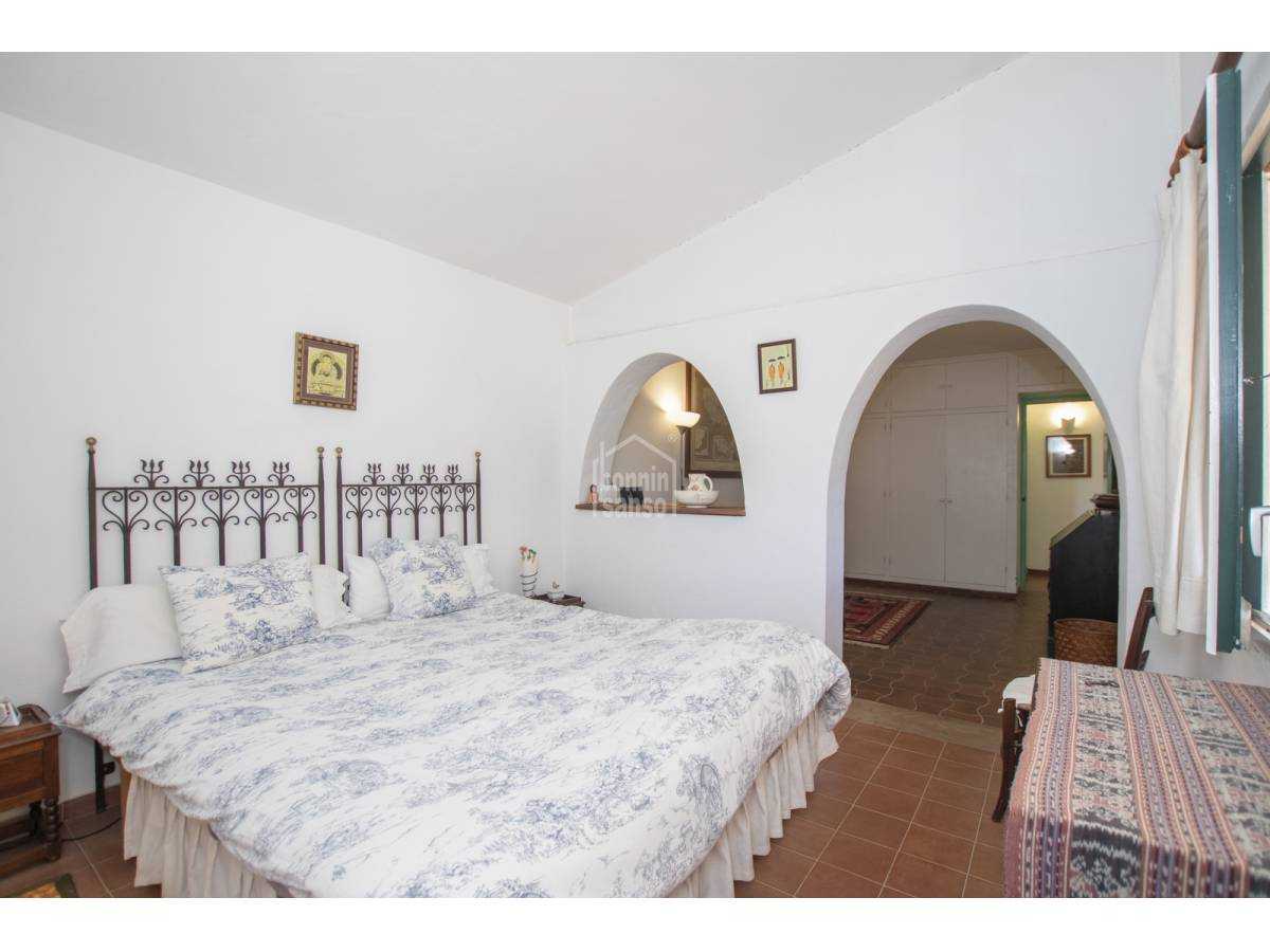 rumah dalam Cala d'Alcaufar, Menorca 10024262