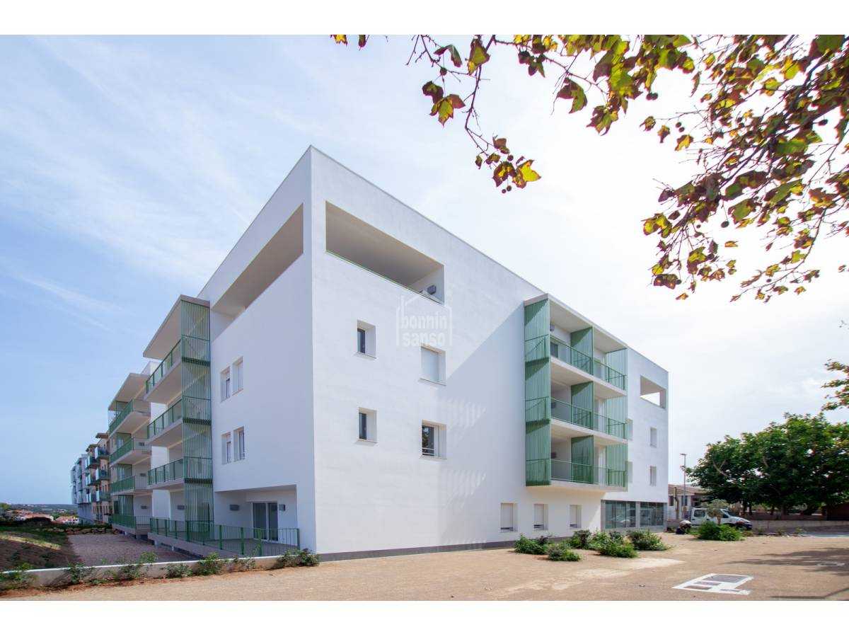 Condominium in Mahon, De Balearen 10024272