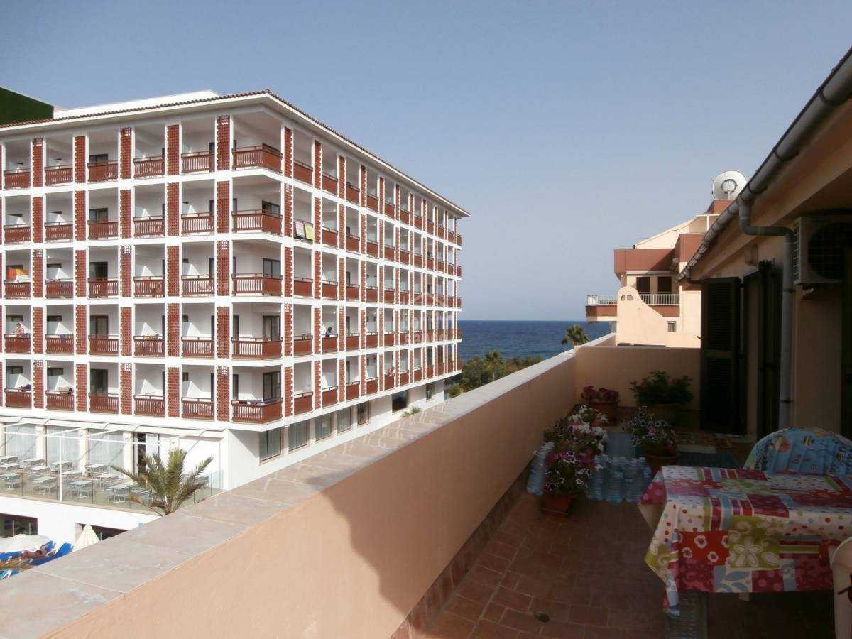 Condominium in Cala Millor, Balearic Islands 10024337
