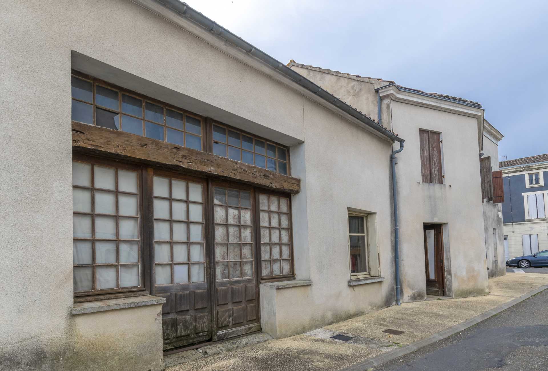 House in Allemans-du-Dropt, Nouvelle-Aquitaine 10024359