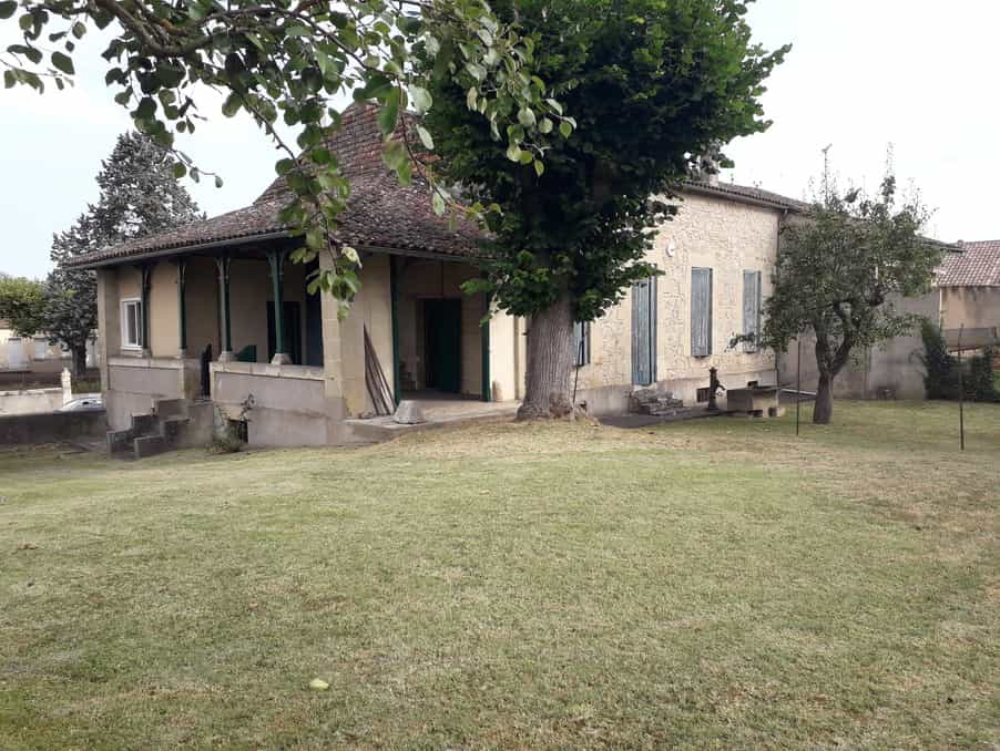 σπίτι σε Miramont-de-Guyenne, Nouvelle-Aquitaine 10024443