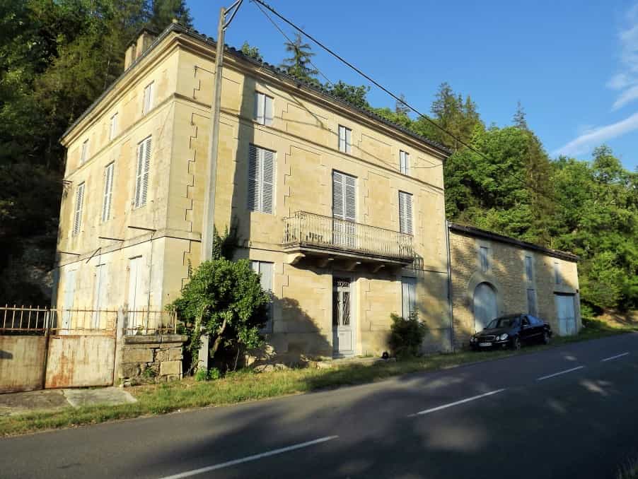 Huis in Beaumont-du-Périgord, Nouvelle-Aquitanië 10024517
