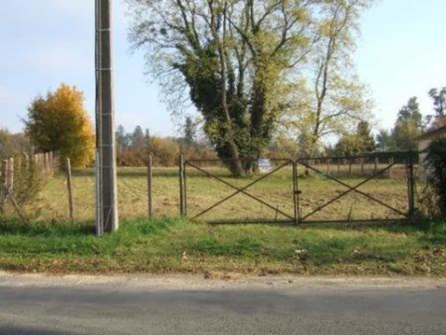 Land in Bergerac, Nouvelle-Aquitaine 10024562