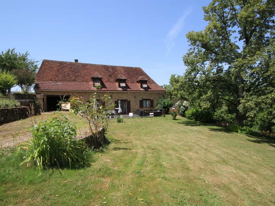 Rumah di Le Coux, Nouvelle-Aquitaine 10024588