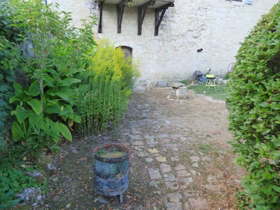 Huis in Issigeac, Nouvelle-Aquitanië 10024647