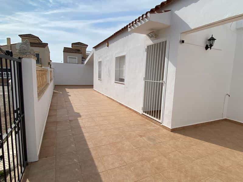 Talo sisään Algorfa, Valencia 10024670