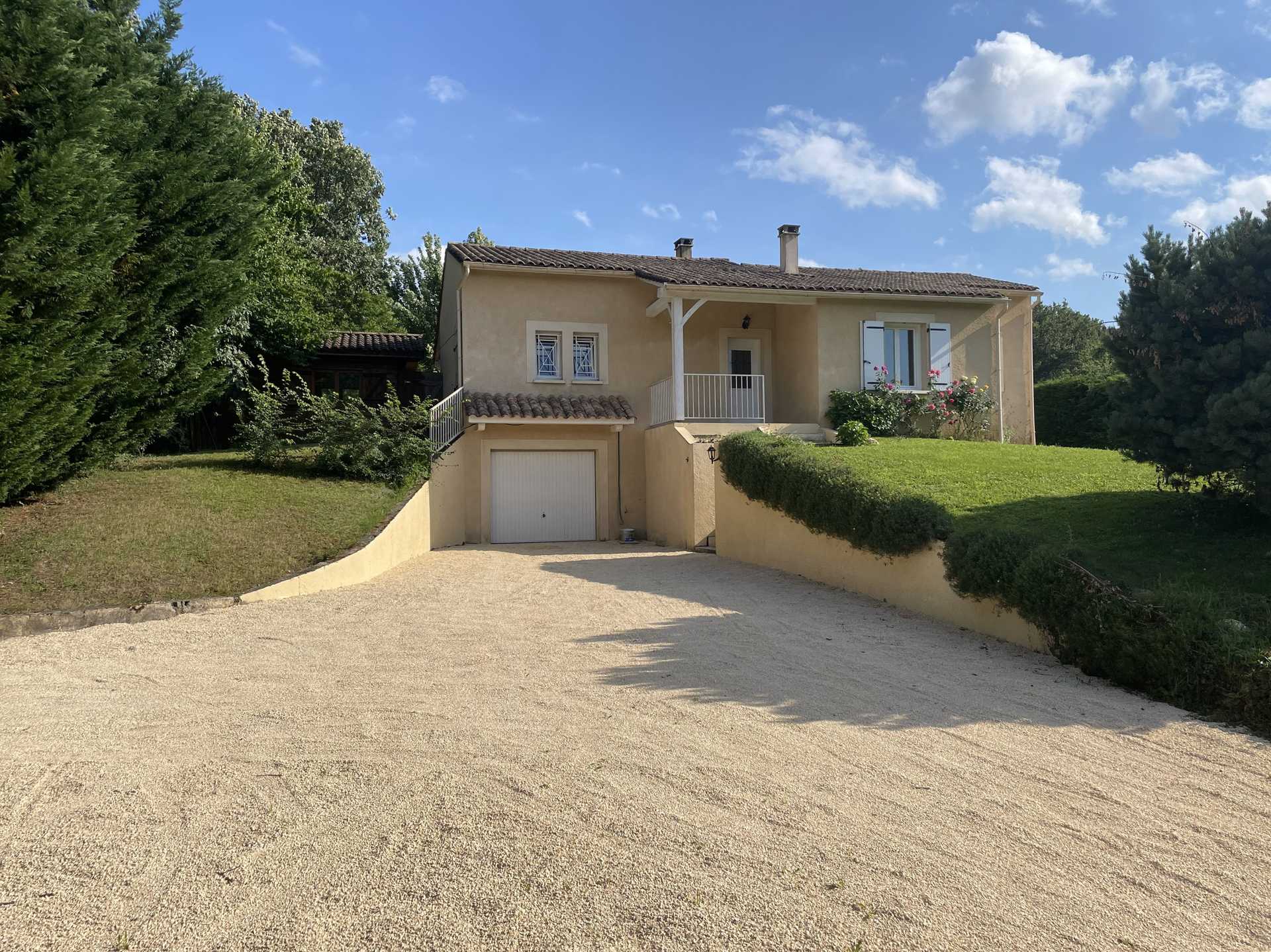 Rumah di Monpazier, Nouvelle-Aquitaine 10024734