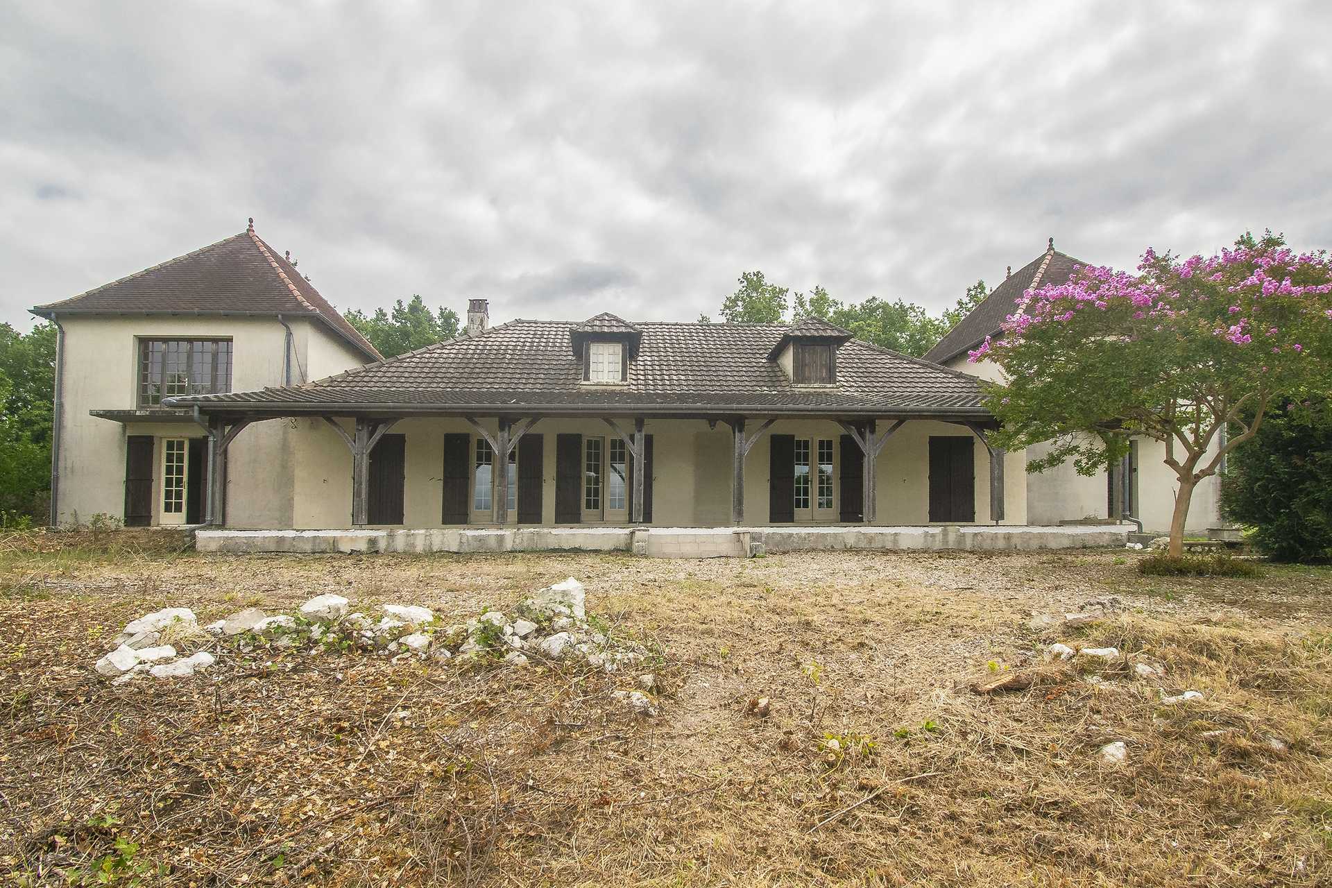 House in Cahuzac, Nouvelle-Aquitaine 10024760