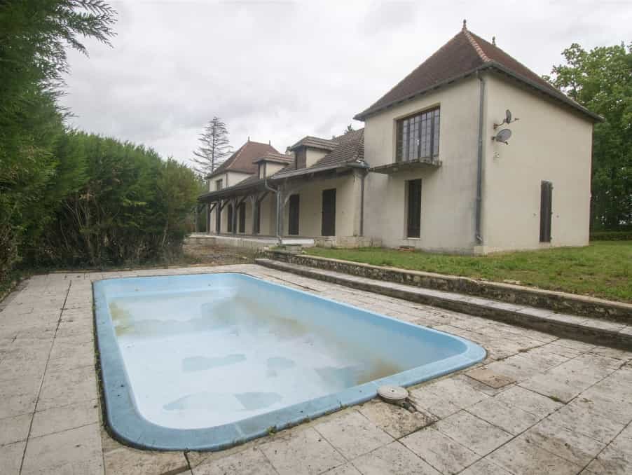 Talo sisään Cahuzac, Nouvelle-Aquitaine 10024760