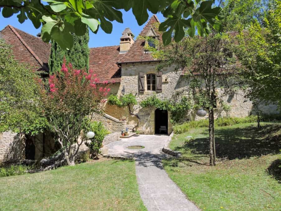 House in Rouffignac-Saint-Cernin-de-Reilhac, Nouvelle-Aquitaine 10024779