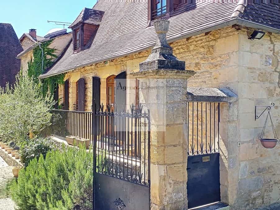 Haus im Veyrines-de-Domme, Nouvelle-Aquitaine 10024859