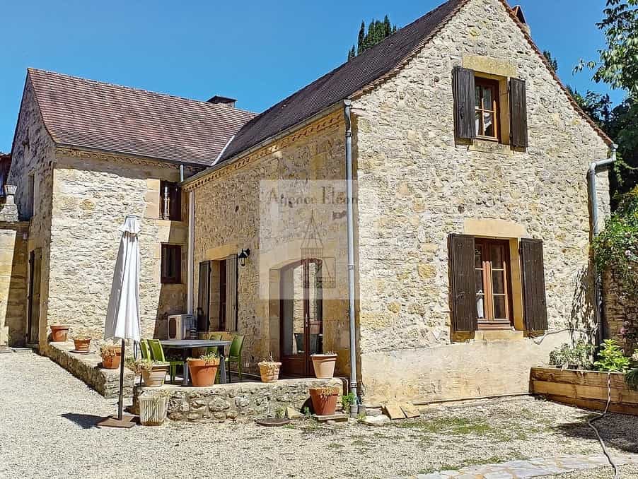 Rumah di Veyrines-de-Domme, Nouvelle-Aquitaine 10024859