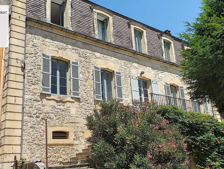 Будинок в Vezac, Nouvelle-Aquitaine 10024861