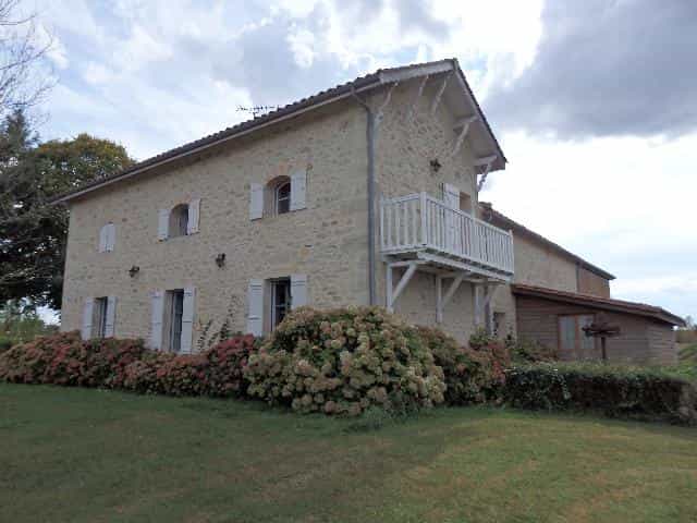Huis in Monsegur, Nouvelle-Aquitaine 10024876