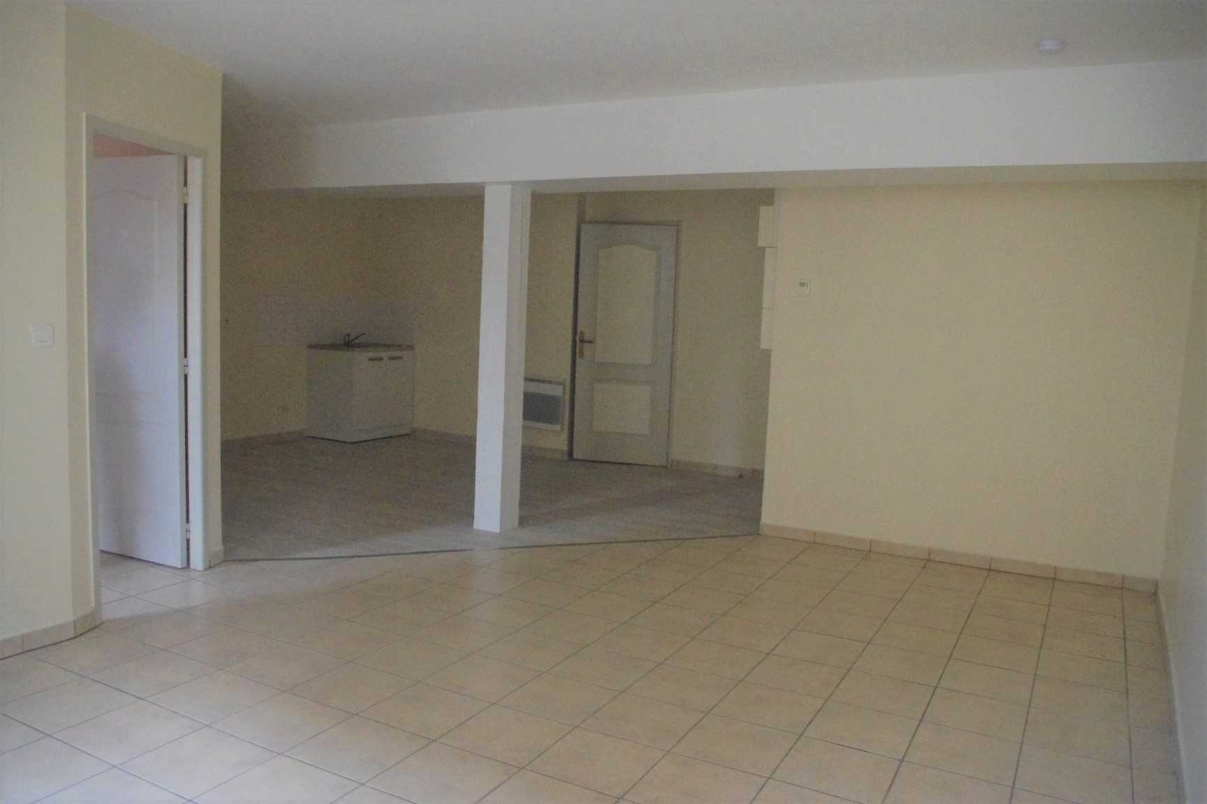 公寓 在 Sainte-Foy-la-Grande, Nouvelle-Aquitaine 10024888