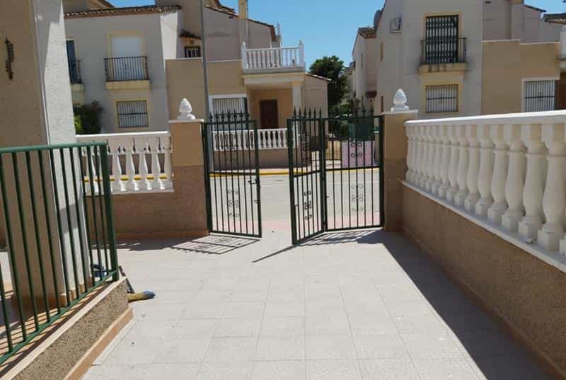 Huis in Algorfa, Valencia 10024903