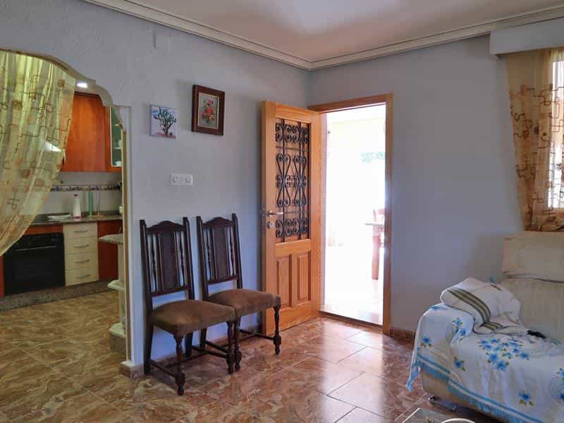 House in Hondon De Las Nieves,  10024928