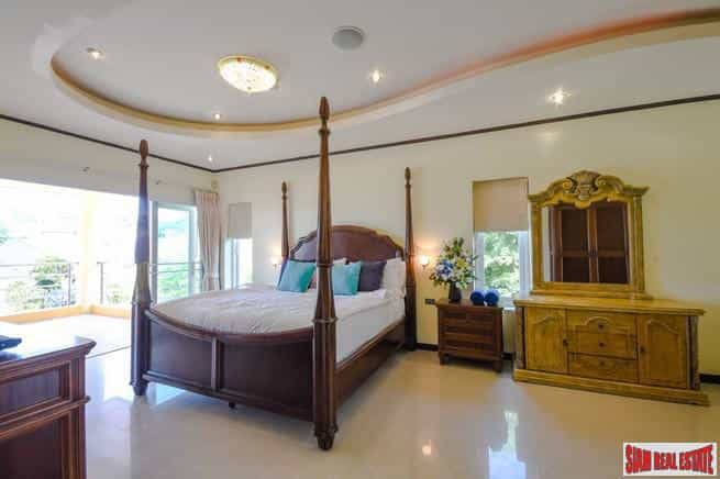 Talo sisään Ban Phrom Thep, Phuket 10025020